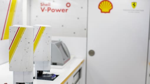 Can of shell helix ultra and shell v power