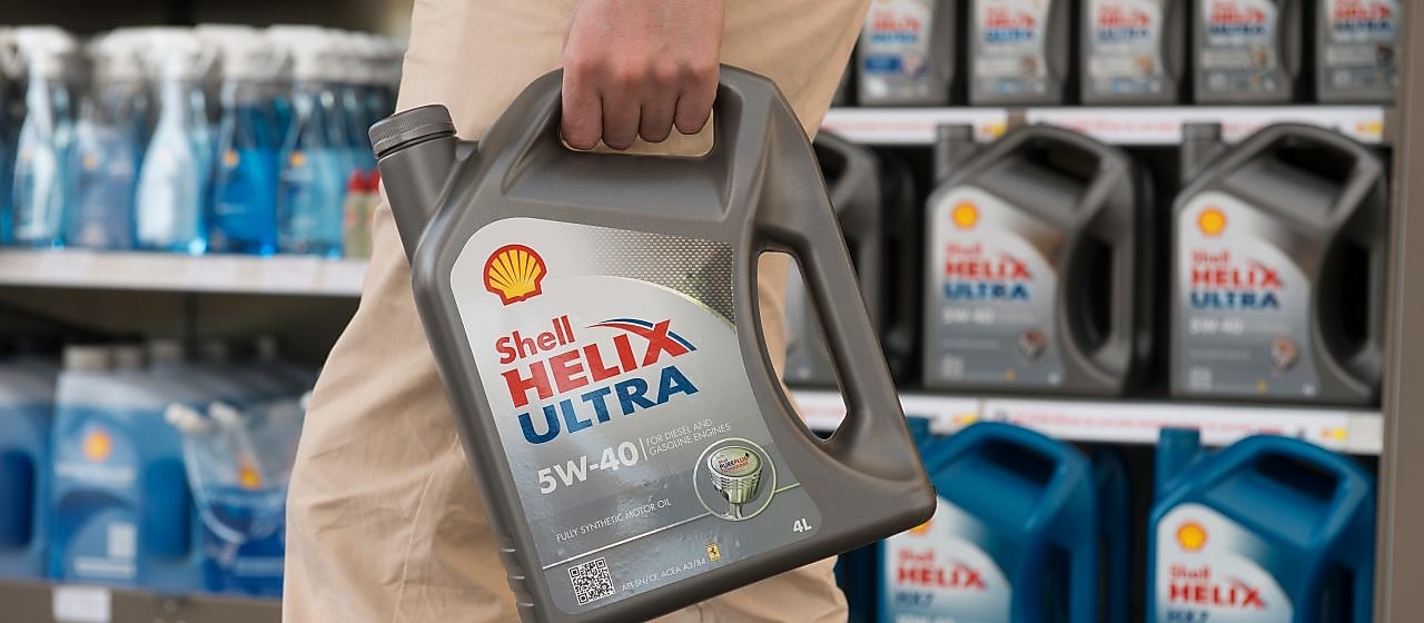 Shell Helix engine oils