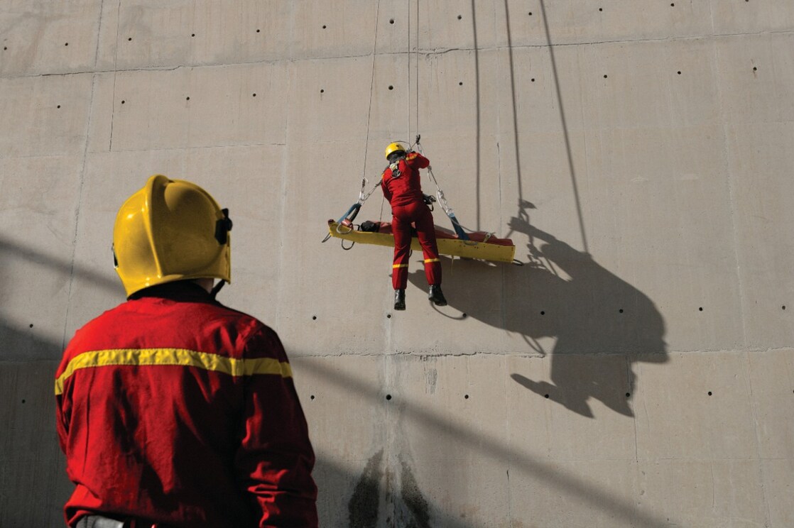 HSSE rescue training exercise at a refinery
